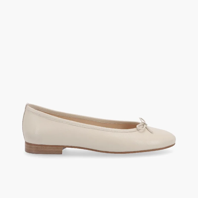 Oriana Cream Leather Ballet Flats