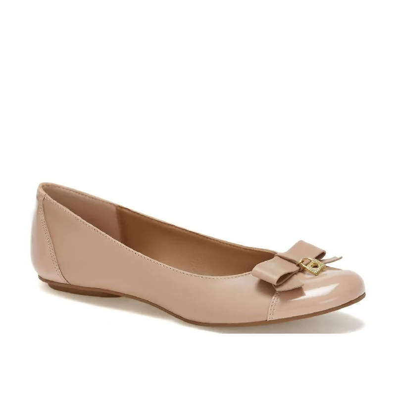 Women's Ballerinas With Bow And Golden Lock Charm Flats In Beige