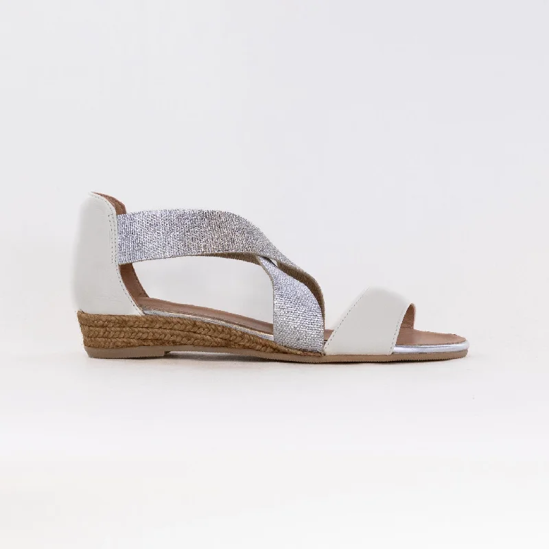 Eric Michael Mia Sandal (Women's) - White