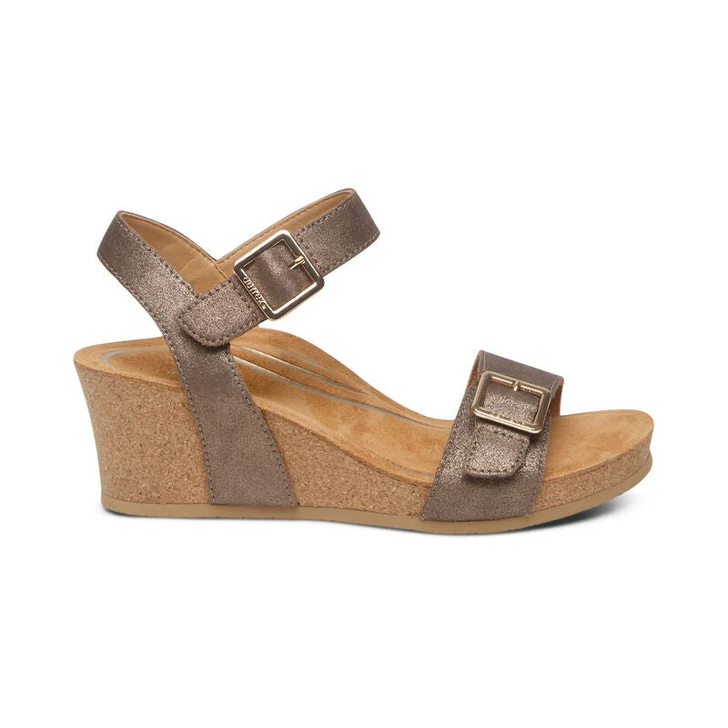 WOMEN'S AETREX LEXA QUARTER STRAP WEDGE | BRONZE