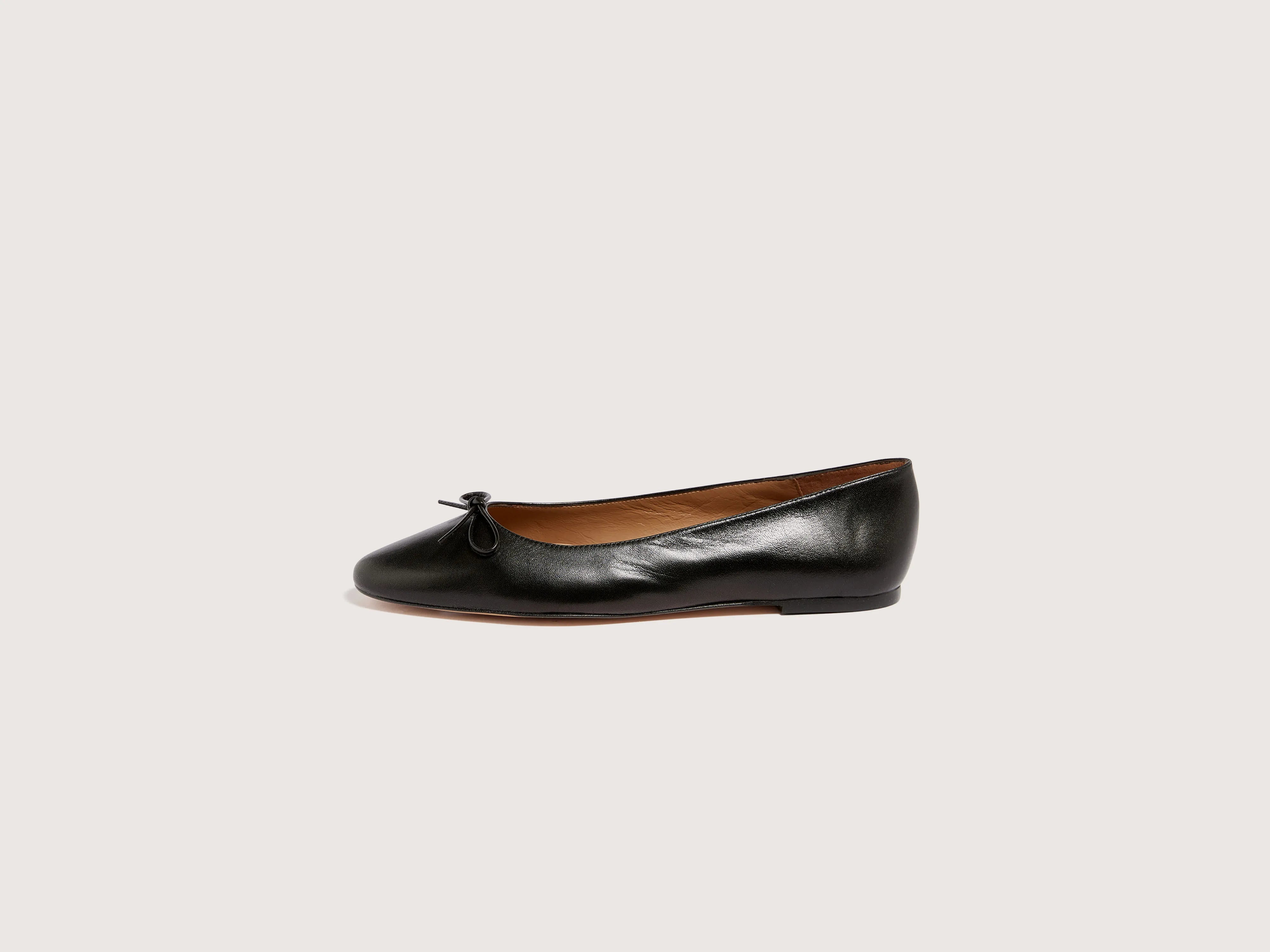 Bodil Ballet Flats (242 / W / BLACK)