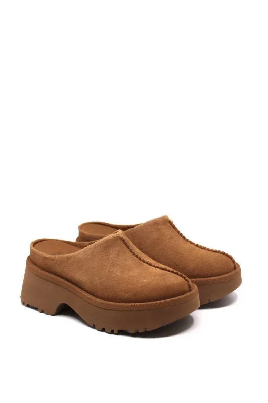 Women's New Heights Clog In Chestnut